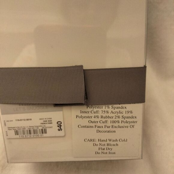 Earmuffs and glove set. Mix it. One size - Picture 7 of 7